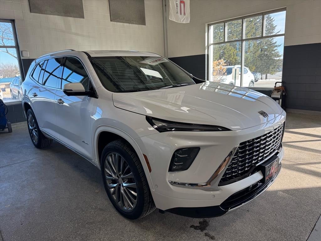 2025 Buick Enclave Avenir