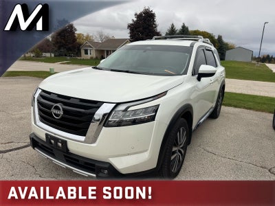 2022 Nissan Pathfinder Platinum