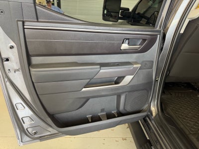2022 Toyota Tundra 4WD SR5