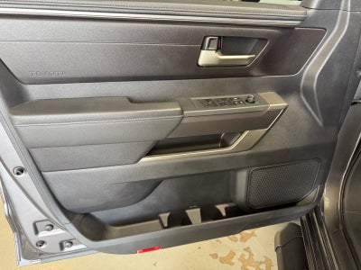 2022 Toyota Tundra 4WD SR5