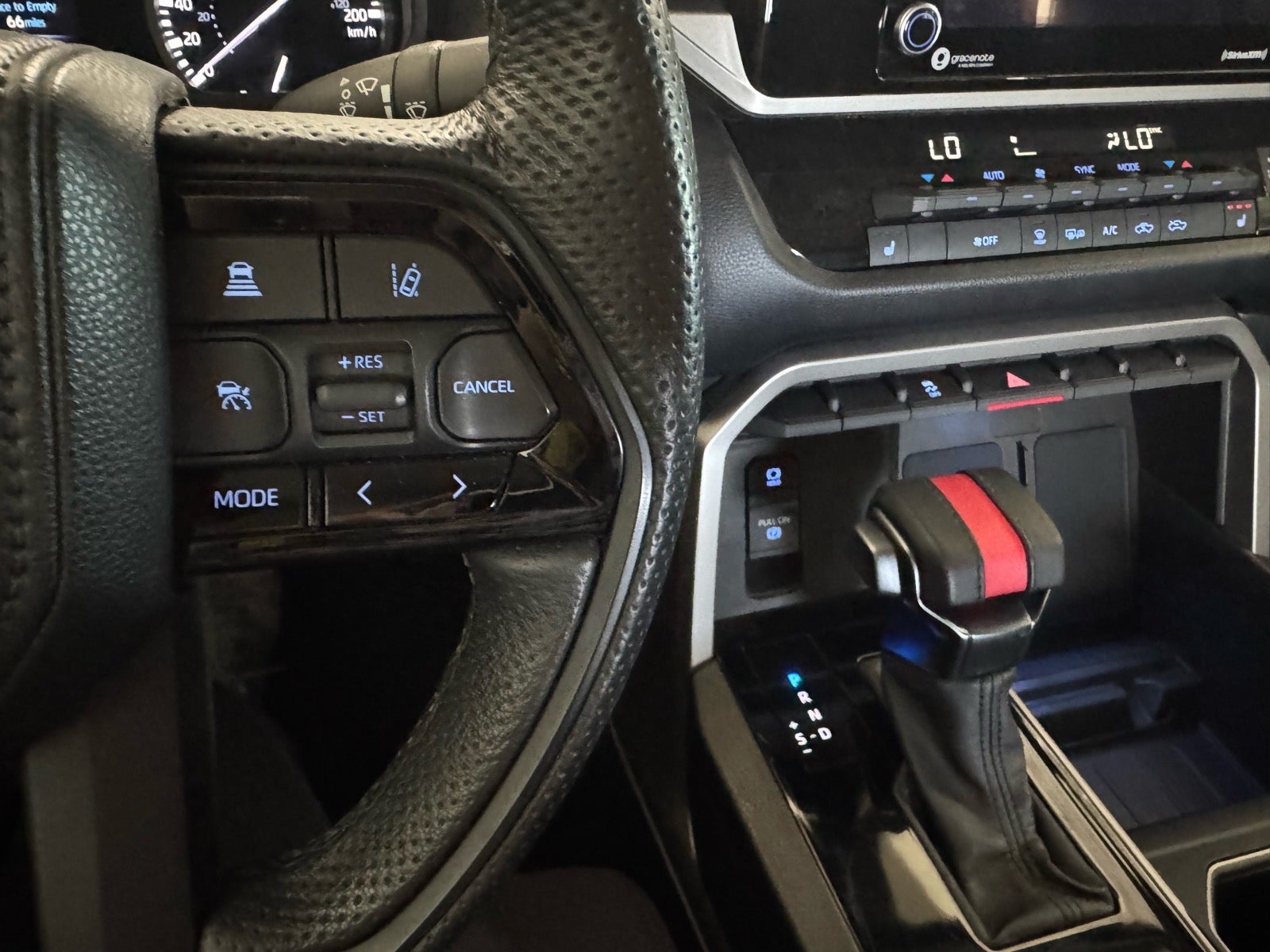 2022 Toyota Tundra 4WD SR5