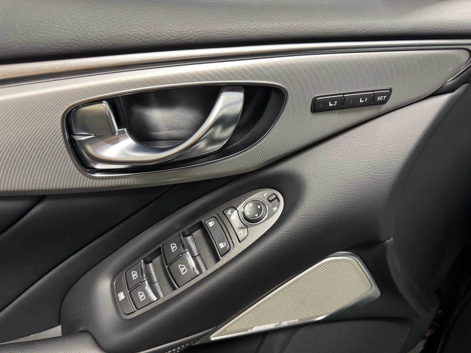 2024 INFINITI Q50 LUXE