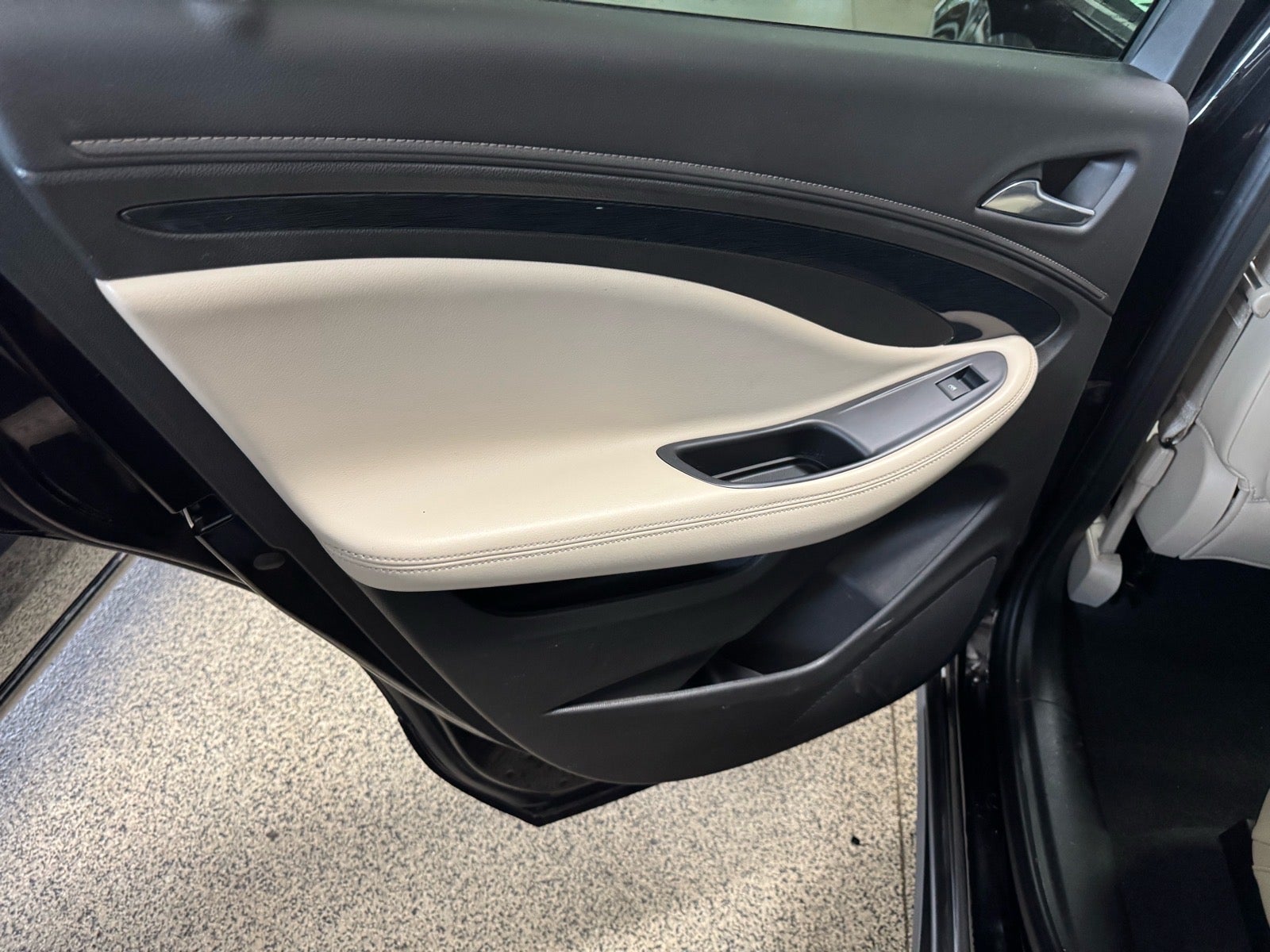 2017 Buick Envision Premium II